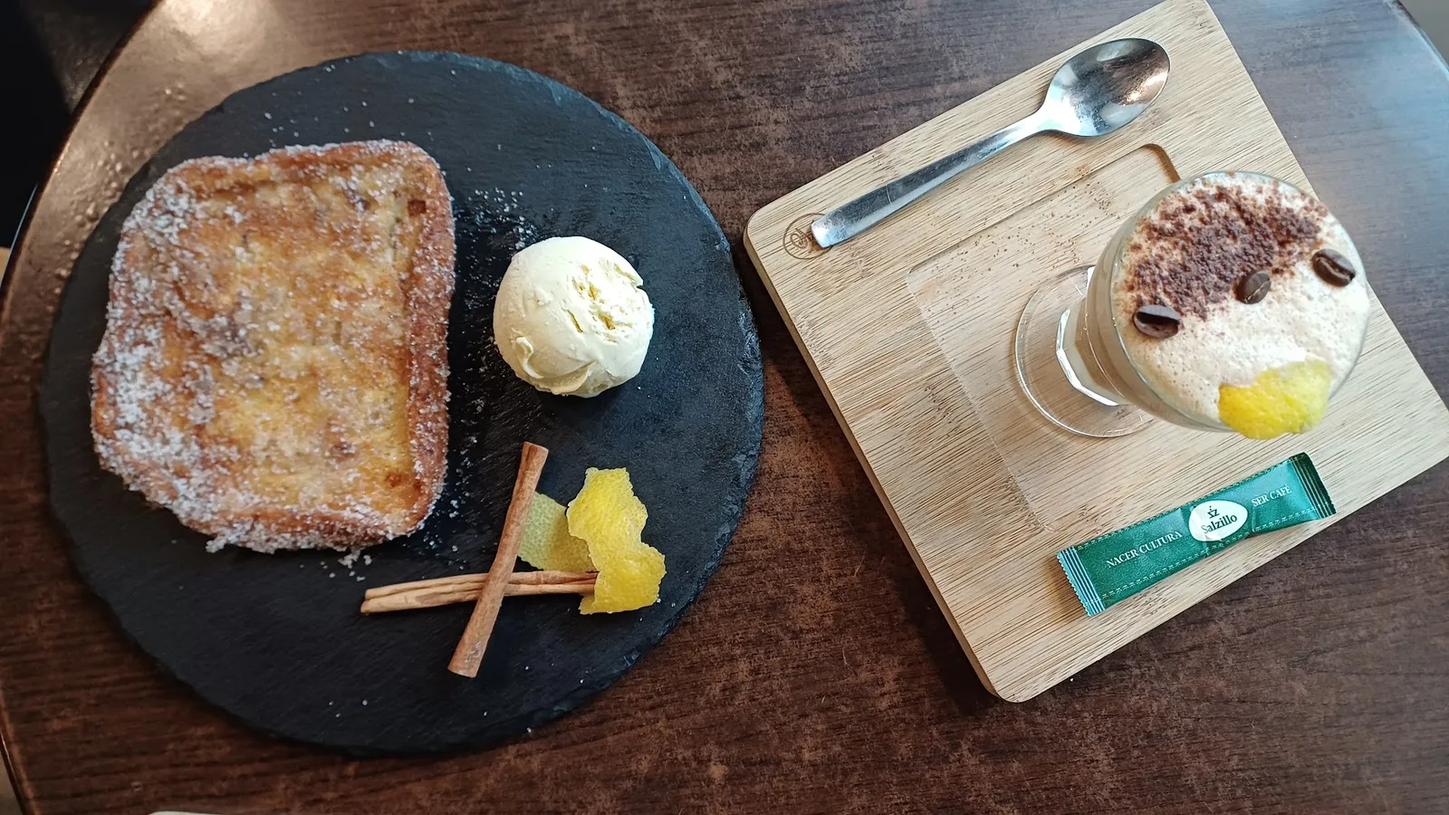 El Cafe Del Tiempo · Fotos 5
